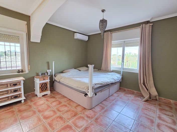 Image No.48-6 Bed Country House for sale