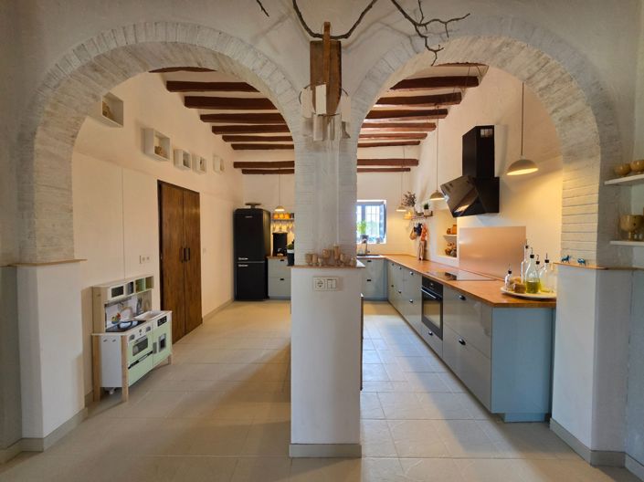 Image No.8-6 Bed Country House for sale