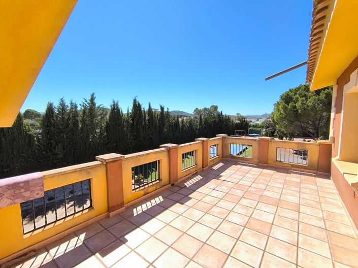 Image No.4-Villa de 6 chambres à vendre à Yecla