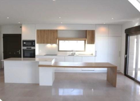 Image No.2-3 Bed Property for sale