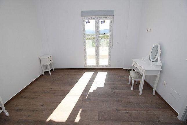 Image No.8-4 Bed Villa for sale
