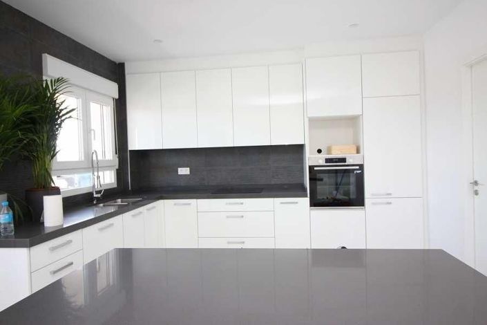 Image No.4-4 Bed Villa for sale