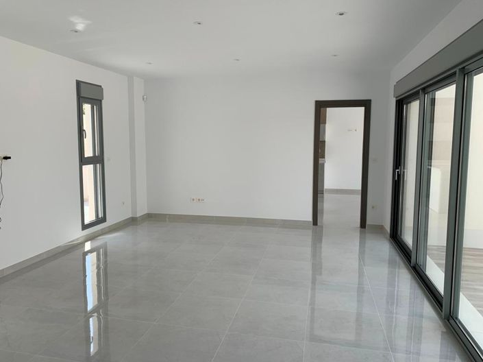 Image No.16-4 Bed Villa for sale