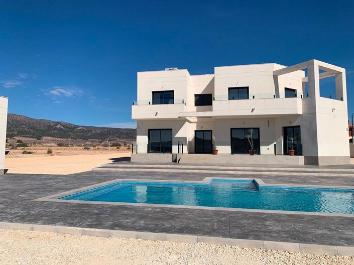 Image No.19-4 Bed Villa for sale