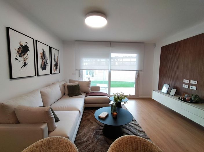 Image No.20-2 Bed Apartment for sale
