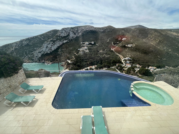 Image No.26-4 Bed Villa for sale