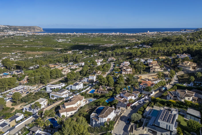 Image No.3-4 Bed Villa for sale