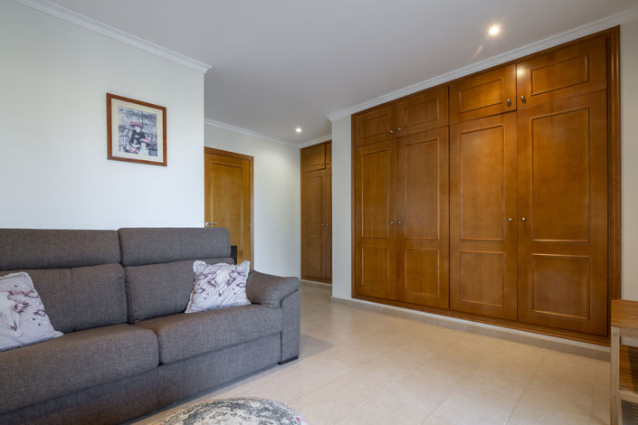 Image No.38-4 Bed Villa for sale