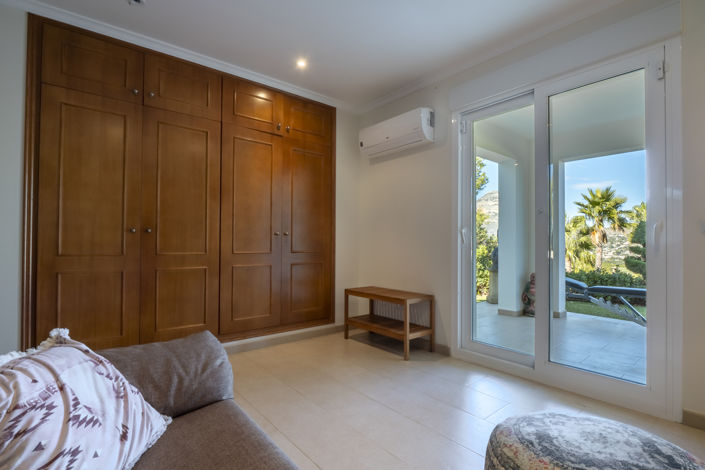 Image No.39-4 Bed Villa for sale