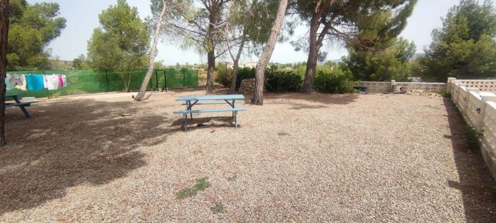 Image No.23-9 Bed Commercial for sale