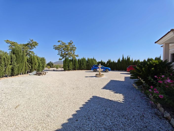 Image No.11-4 Bed Villa for sale