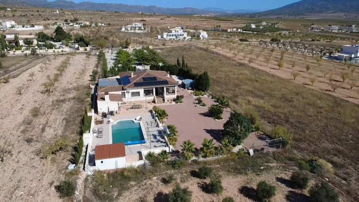 Image No.3-4 Bed Villa for sale