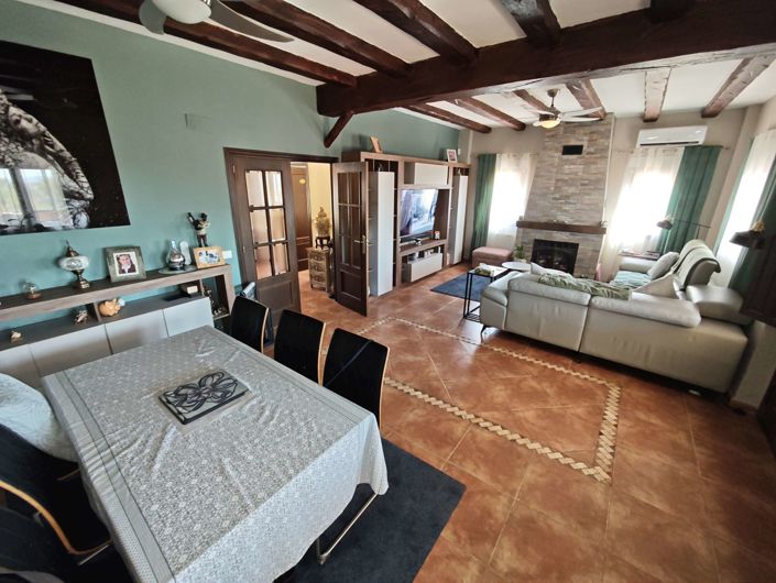 Image No.43-4 Bed Villa for sale