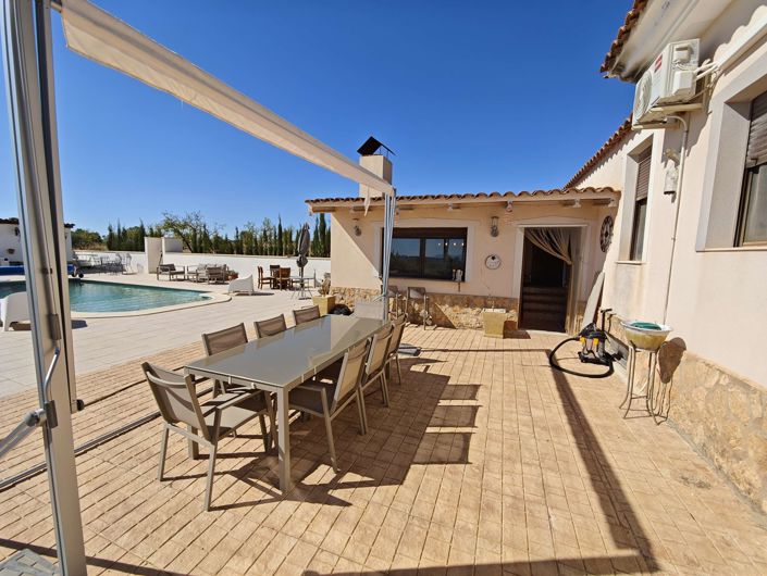 Image No.44-4 Bed Villa for sale