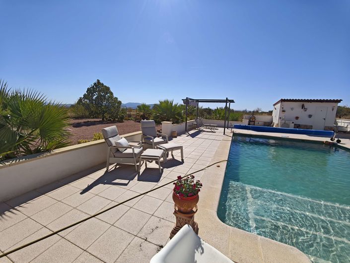 Image No.48-4 Bed Villa for sale