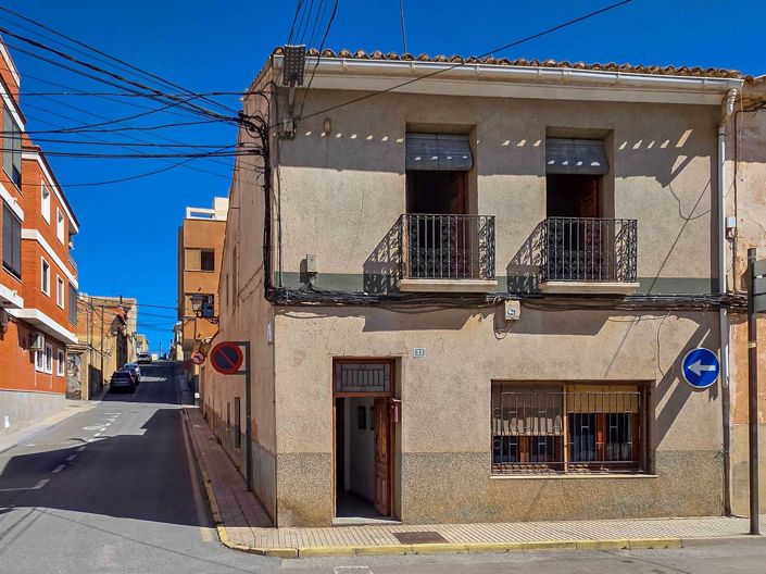 Image No.2-5 Bed Townhouse for sale