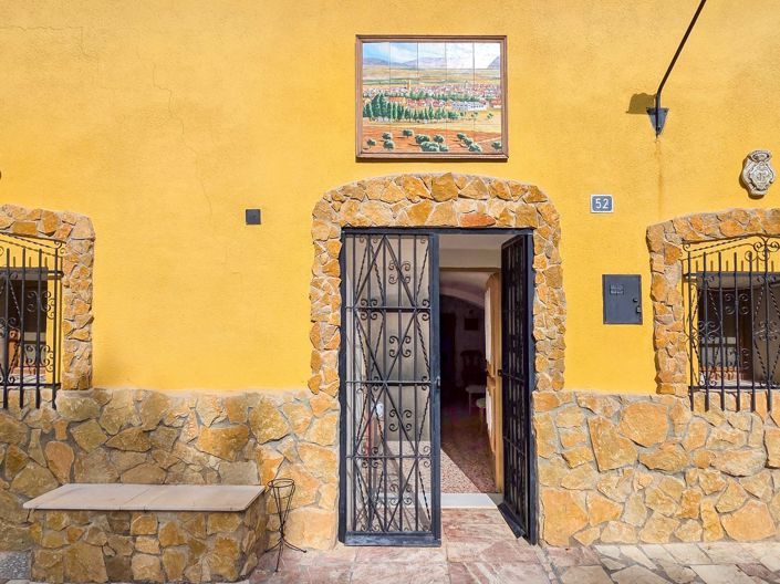 Image No.4-4 Bed House for sale