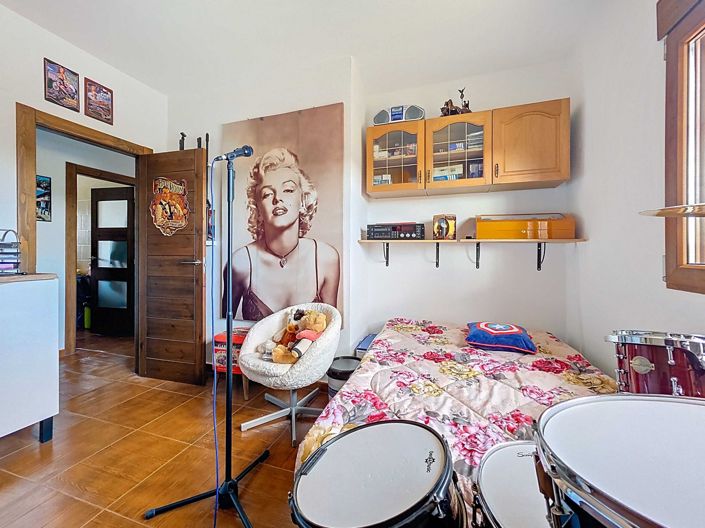 Image No.17-4 Bed Villa for sale