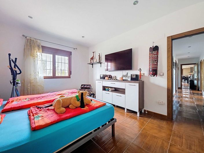 Image No.22-4 Bed Villa for sale