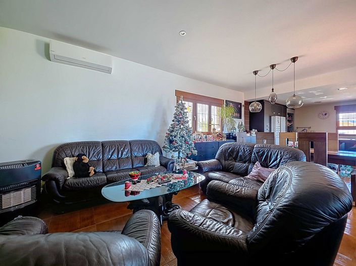 Image No.4-4 Bed Villa for sale