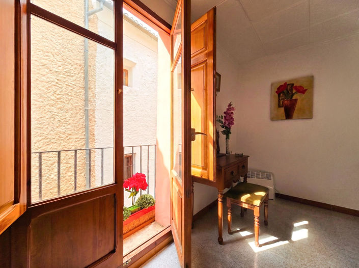 Image No.16-3 Bed Townhouse for sale