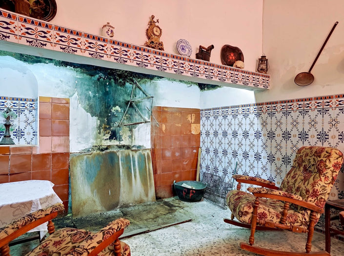 Image No.12-6 Bed Country House for sale