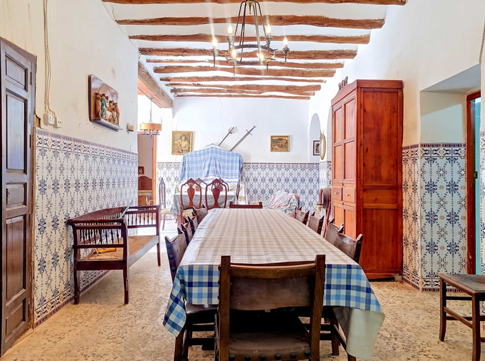 Image No.13-6 Bed Country House for sale