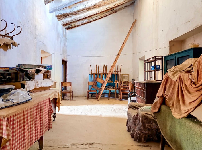 Image No.27-6 Bed Country House for sale