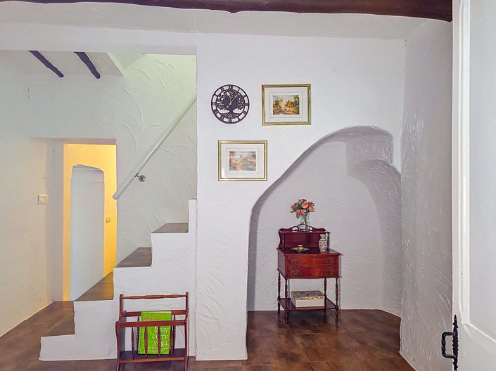 Image No.27-4 Bed Country House for sale