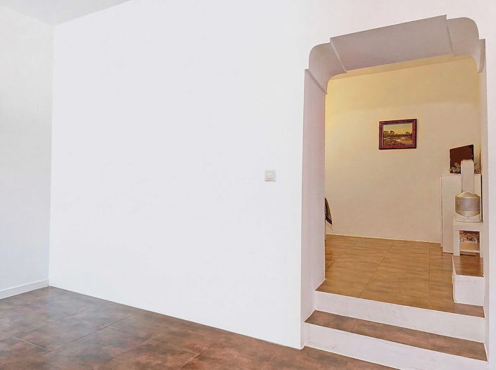 Image No.30-4 Bed Country House for sale