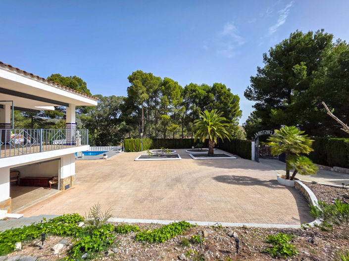 Image No.13-5 Bed Villa for sale