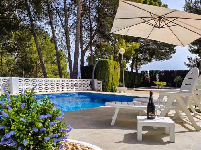 Image No.3-5 Bed Villa for sale