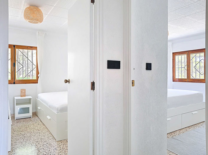 Image No.37-5 Bed Villa for sale