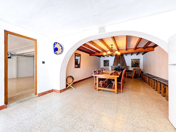 Image No.46-5 Bed Villa for sale