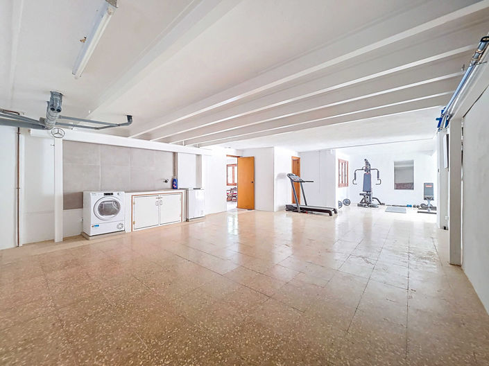 Image No.49-5 Bed Villa for sale