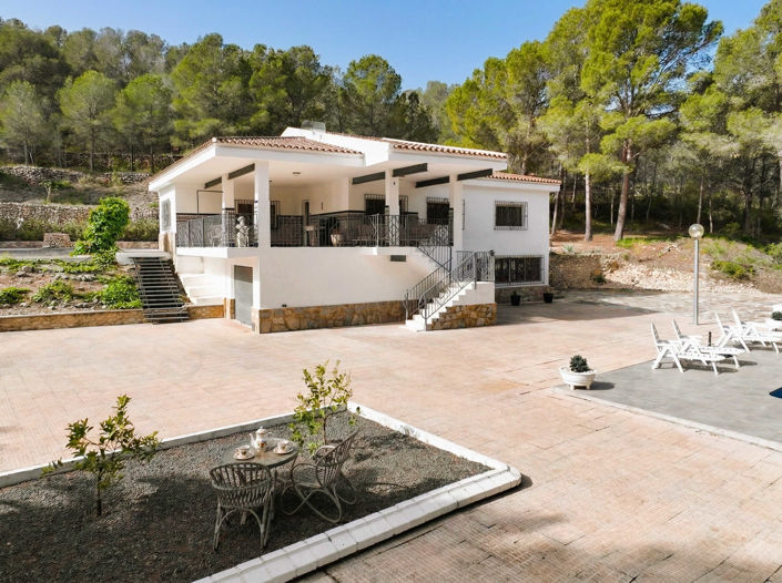 Image No.7-5 Bed Villa for sale