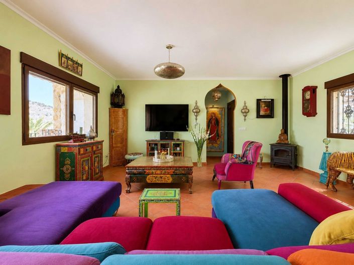 Image No.20-3 Bed Country House for sale