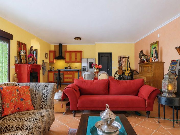 Image No.47-3 Bed Country House for sale