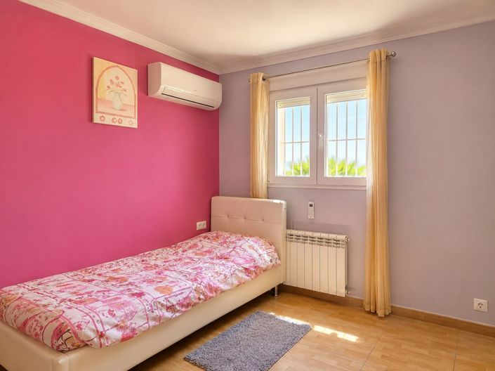 Image No.26-3 Bed Villa for sale