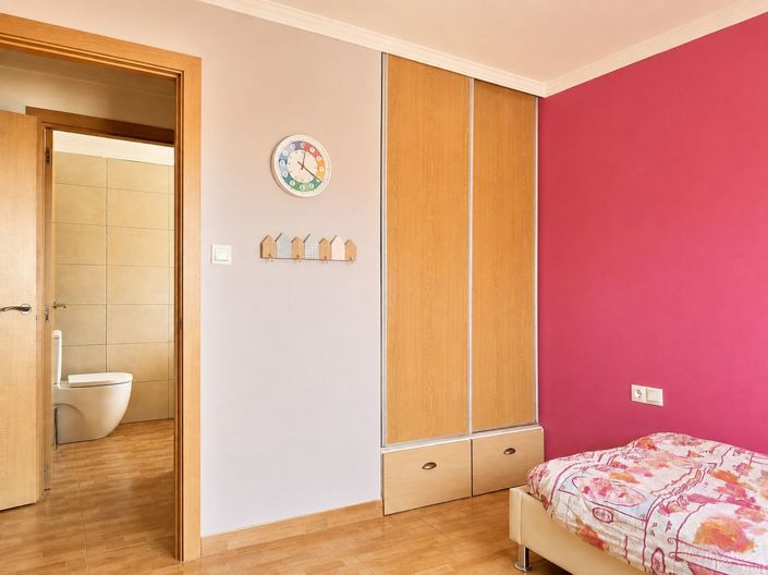 Image No.28-3 Bed Villa for sale