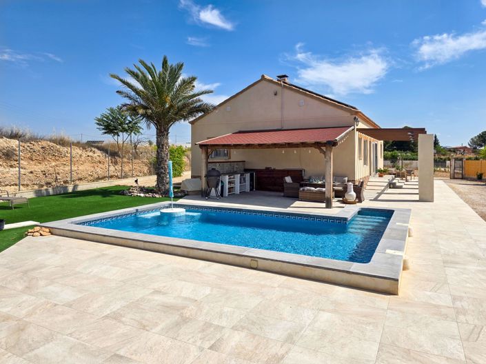 Image No.36-3 Bed Villa for sale