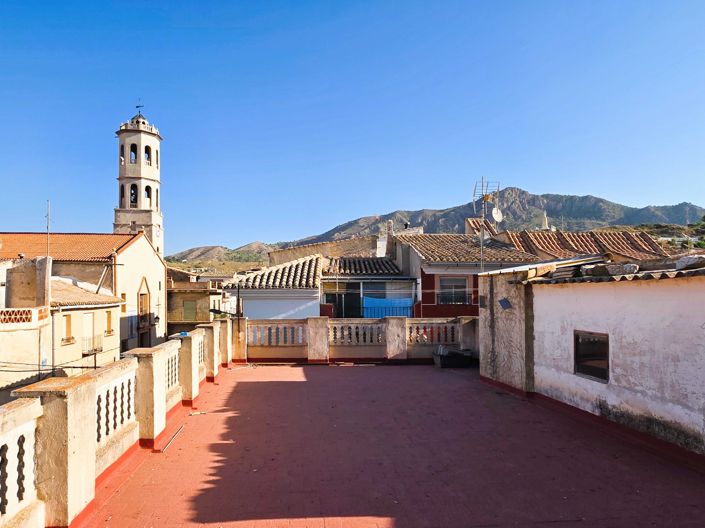 Image No.30-3 Bed Commercial for sale