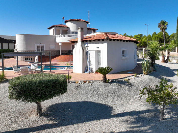 Image No.13-3 Bed Villa for sale