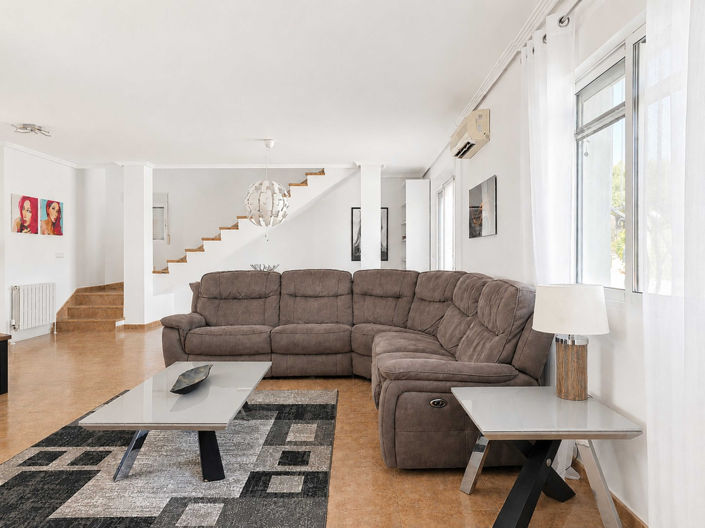 Image No.29-3 Bed Villa for sale