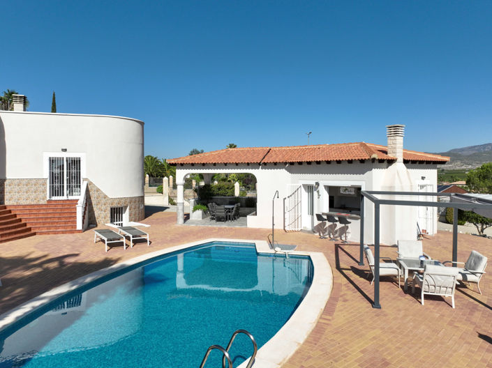 Image No.3-3 Bed Villa for sale