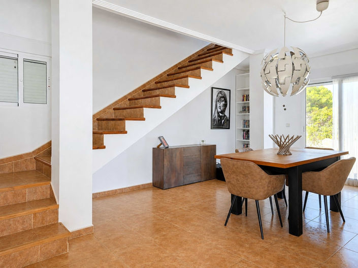 Image No.43-3 Bed Villa for sale