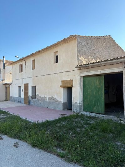 Image No.4-Maison de campagne de 6 chambres à vendre