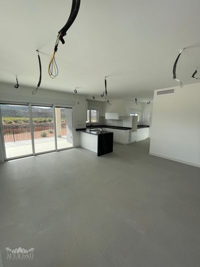 Image No.10-3 Bed Villa for sale