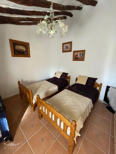 Image No.21-Casa de campo con 6 dormitorios en venta