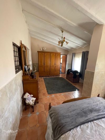 Image No.25-6 Bed Country House for sale